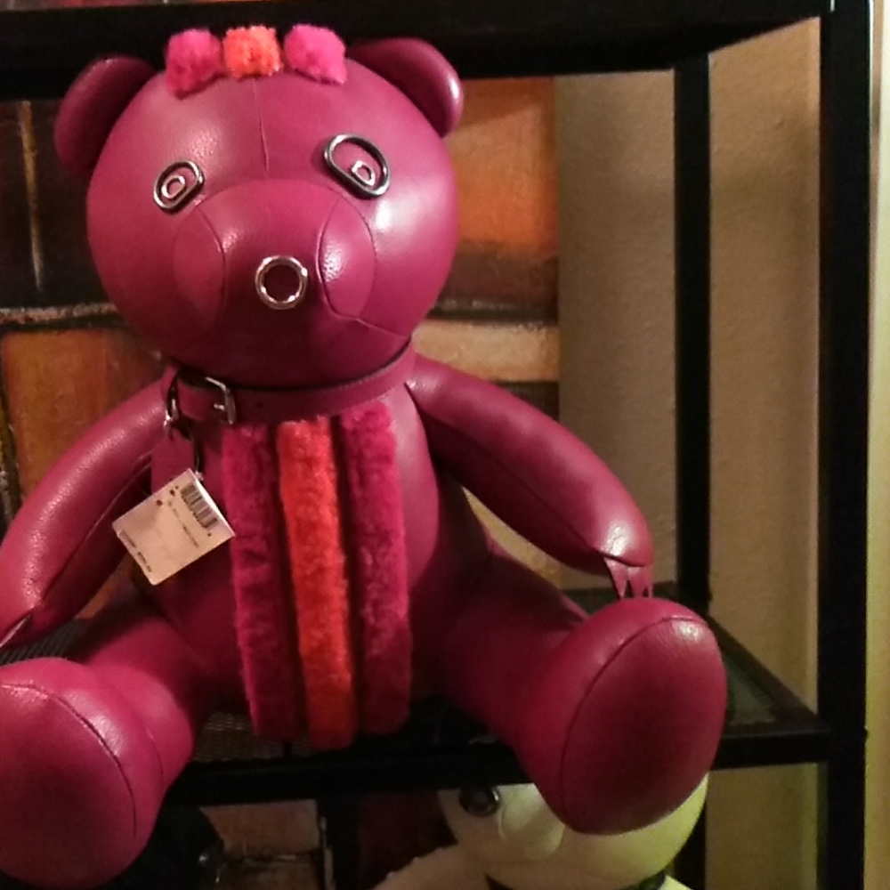 Marrom coach leather teddy bear